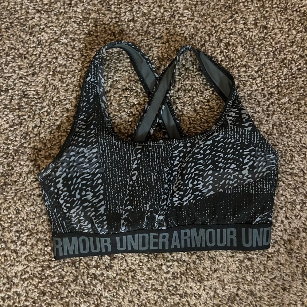 Under Armour Patterned Black and Gray Sports Bra